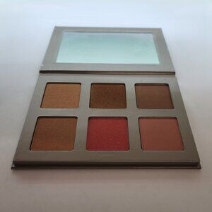 Iconic London Blaze Chaser Face Palette
